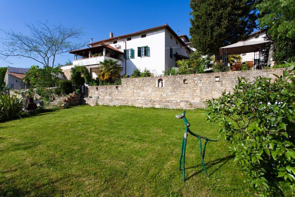 Apartments Garden Motovun Habitación foto